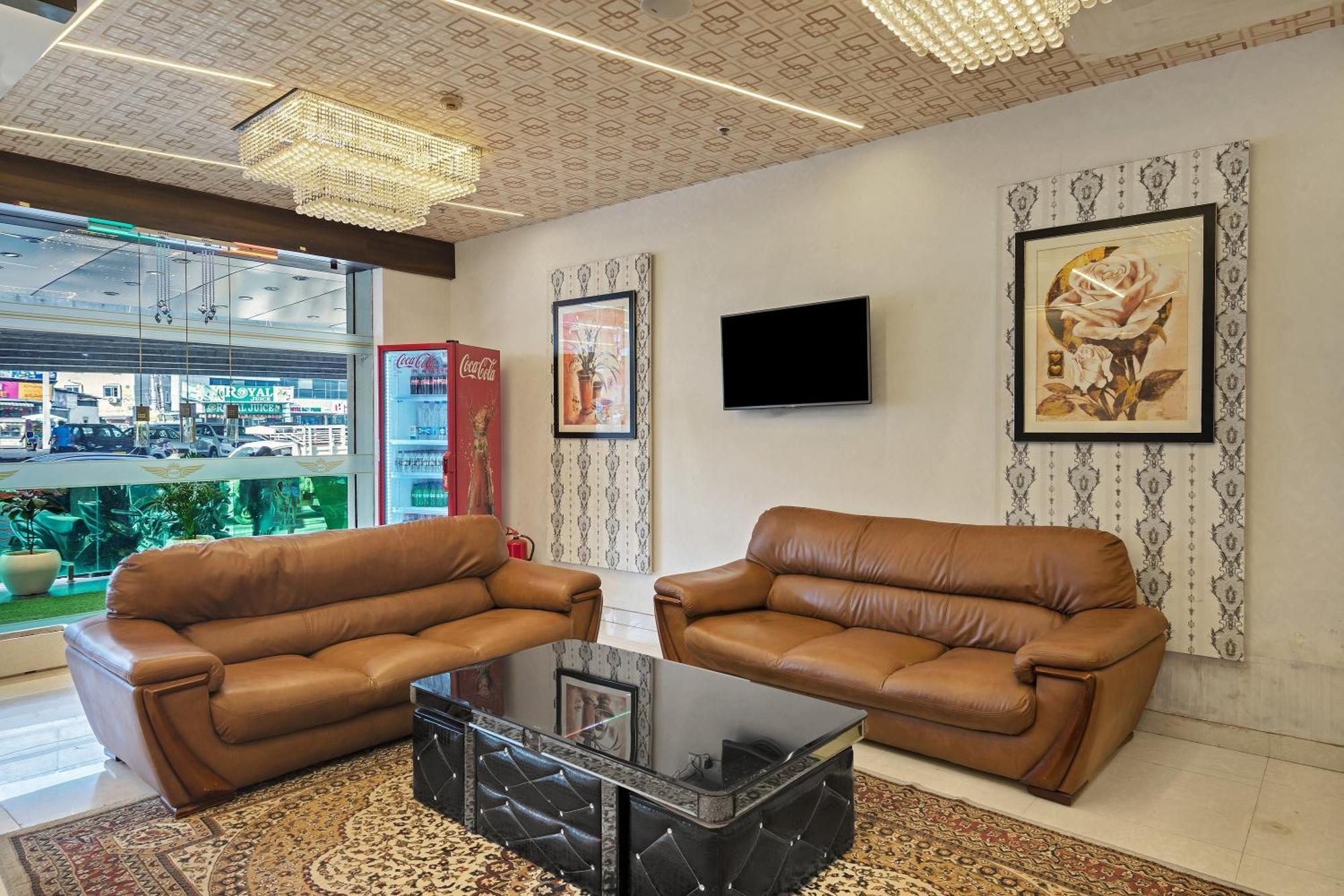 Hotel Sm Deccan Park Shamshabad Bagian luar foto