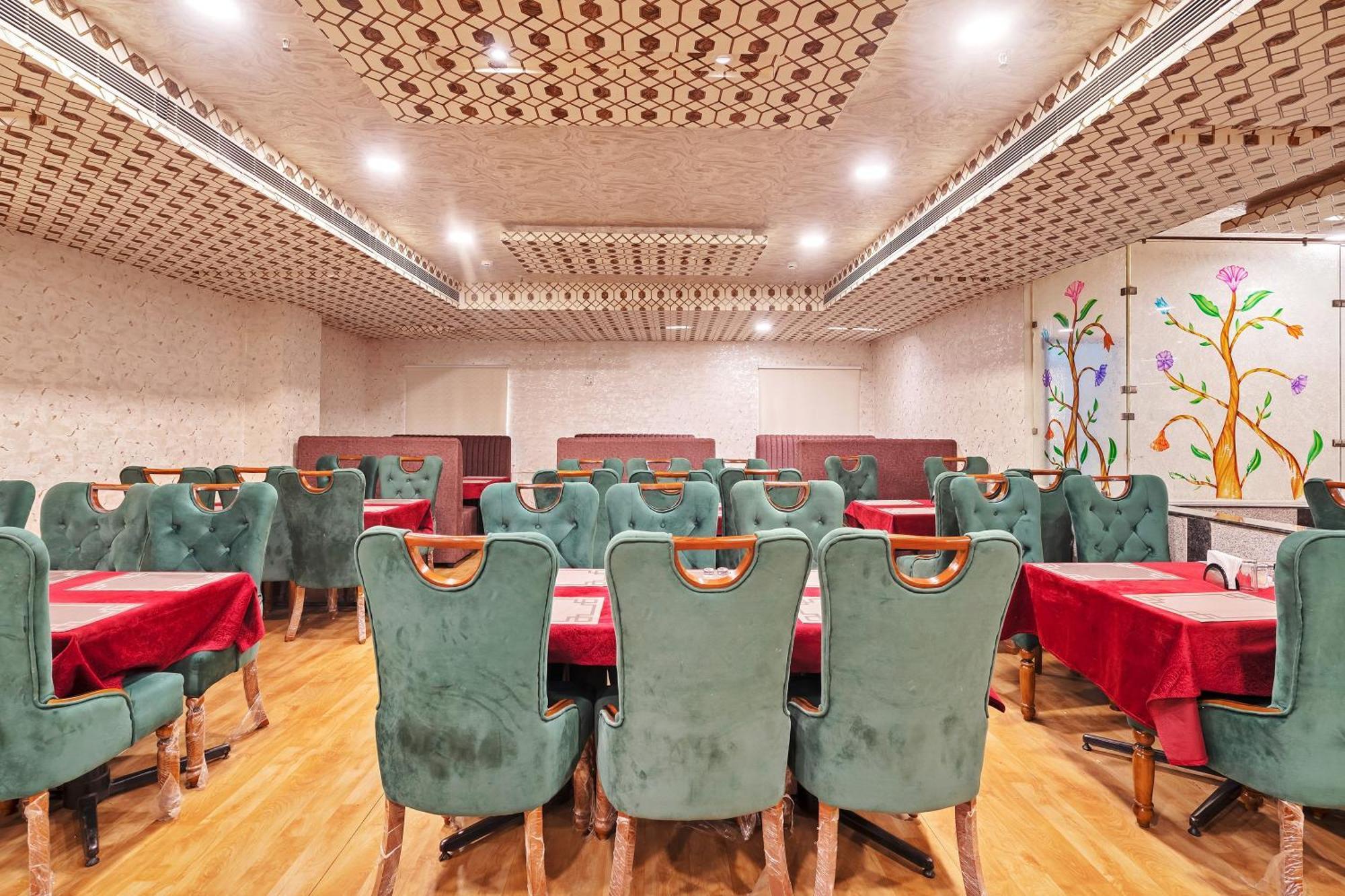 Hotel Sm Deccan Park Shamshabad Bagian luar foto