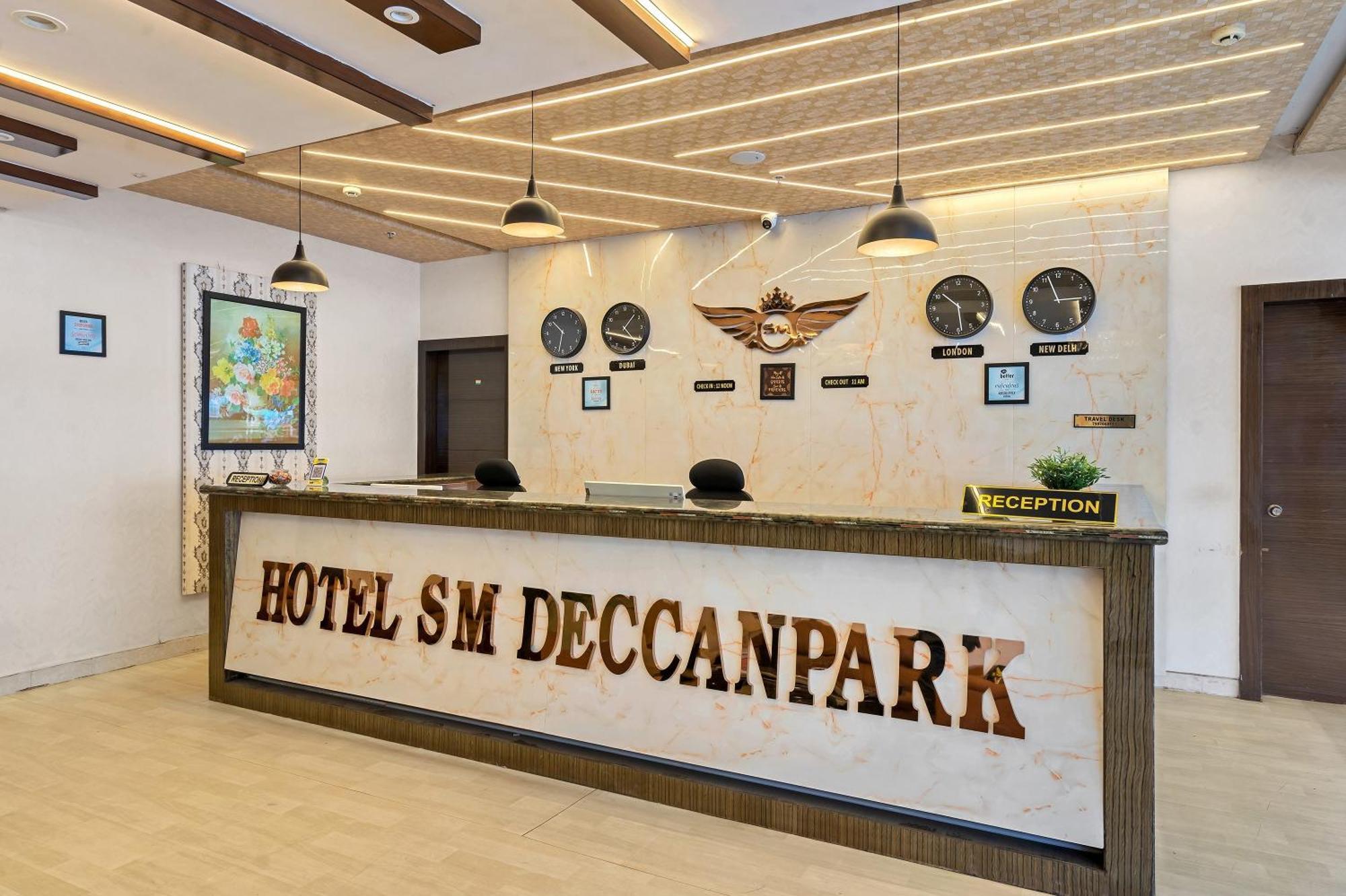 Hotel Sm Deccan Park Shamshabad Bagian luar foto