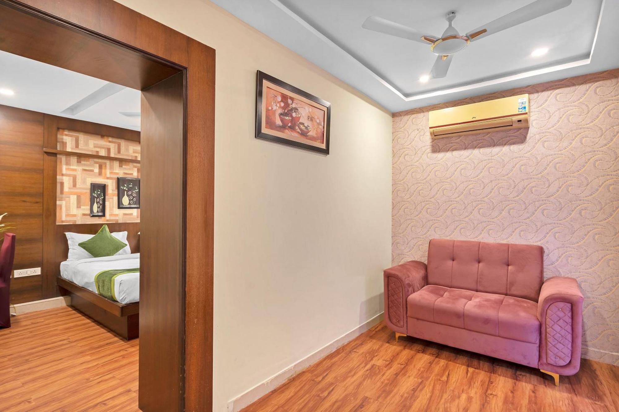 Hotel Sm Deccan Park Shamshabad Bagian luar foto