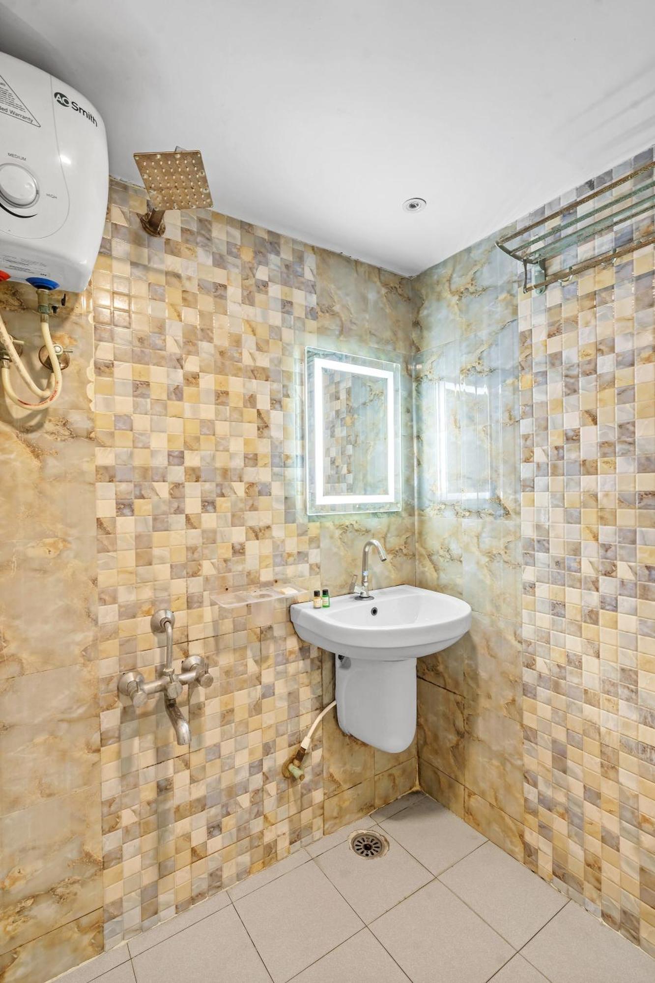 Hotel Sm Deccan Park Shamshabad Bagian luar foto