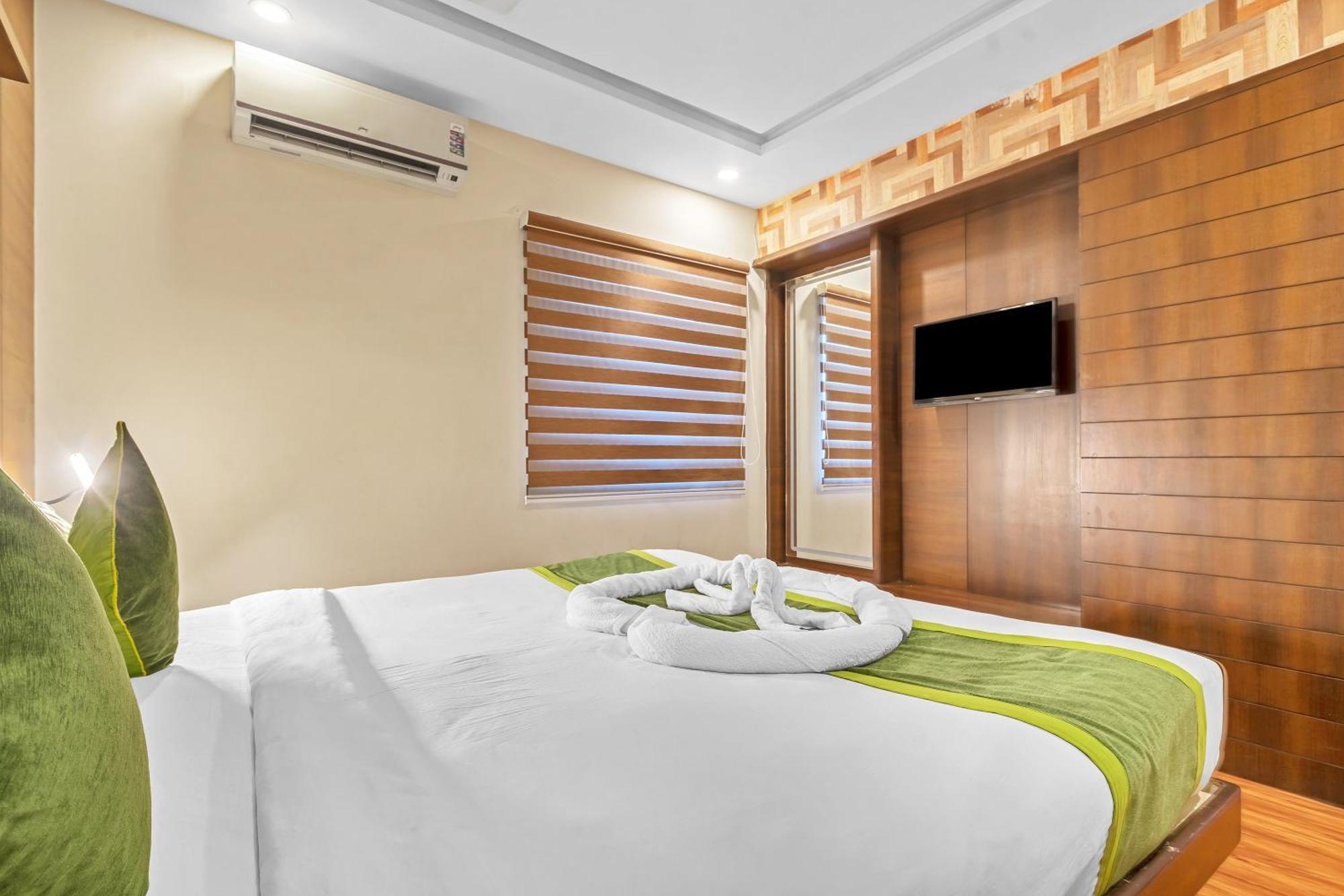 Hotel Sm Deccan Park Shamshabad Bagian luar foto
